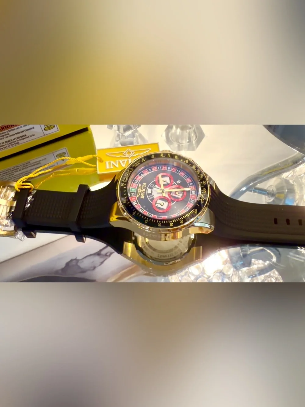 Invicta aviator monte